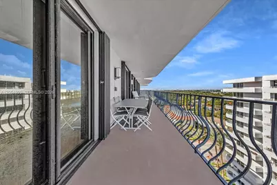 8877 Collins Ave #PH-2, Surfside, FL 33154 - Photo 23