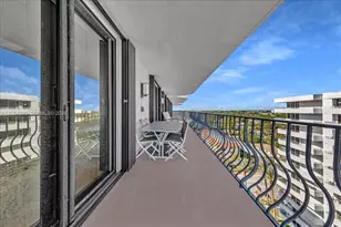 8877 Collins Ave, Surfside, FL 33154 - Photo 23