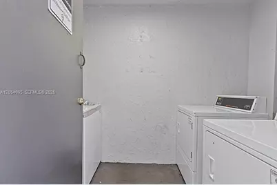1201 Lake Victoria Dr #V, West Palm Beach, FL 33411 - Photo 23