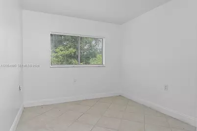 1201 Lake Victoria Dr #V, West Palm Beach, FL 33411 - Photo 13