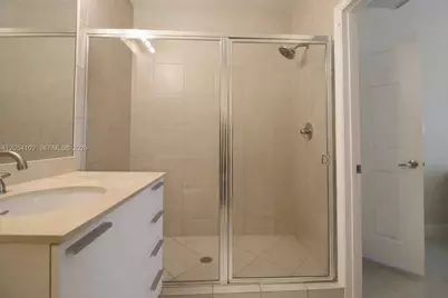 140 S Dixie Hwy #1019, Hollywood, FL 33020 - Photo 11