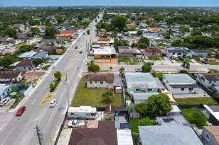 11 W 64th St, Hialeah, FL 33012 - Photo 25