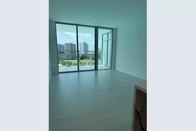 2411 Laguna Cir #910, Miami, FL 33181 - Photo 13