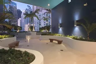 1300 Brickell Bay Dr, Miami, FL 33131 - Photo 9