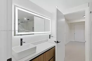 323 NW 104th Terrace, Miami, FL 33150 - Photo 5