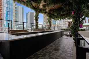 20 NE 11th St, Miami, FL 33132 - Photo 37