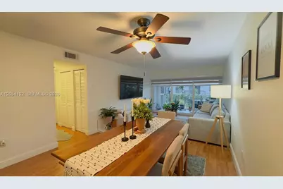 483 N Pine Island Rd #C-205, Plantation, FL 33324 - Photo 9