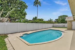 10149 NW 21st St, Pembroke Pines, FL 33026 - Photo 29