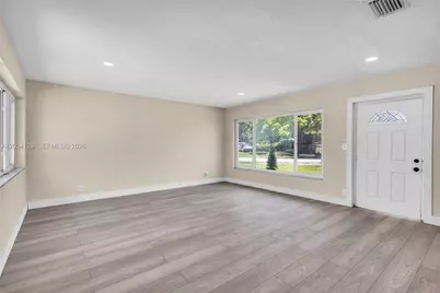 1218 NW 15th St, Fort Lauderdale, FL 33311 - Photo 15