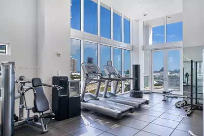 1040 Biscayne Blvd #3802, Miami, FL 33132 - Photo 23