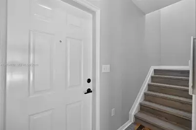 751 SE 2nd St, Homestead, FL 33030 - Photo 3