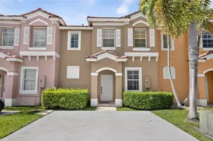 751 SE 2nd St, Homestead, FL 33030 - Photo 1