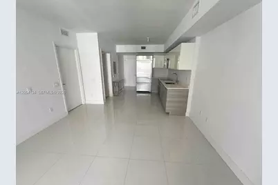 1300 Brickell Bay Dr #1110, Miami, FL 33131 - Photo 5