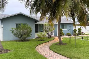 903 NW 6th Ave, Boynton Beach, FL 33426 - Photo 1