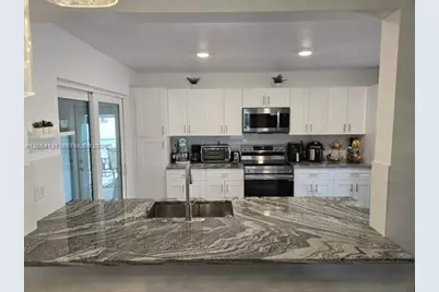903 NW 6th Ave, Boynton Beach, FL 33426 - Photo 3