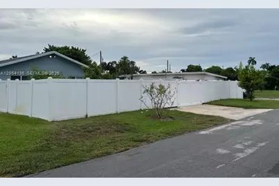 903 NW 6th Ave, Boynton Beach, FL 33426 - Photo 23