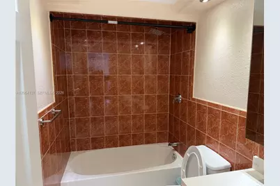 7010 NW 186th St #5-510, Hialeah, FL 33015 - Photo 5