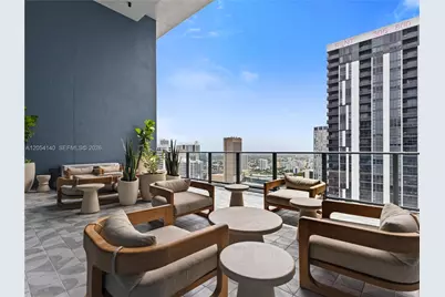 121 NE 5th St #901B, Miami, FL 33132 - Photo 27