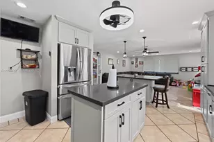 225 NW 21st St, Homestead, FL 33030 - Photo 21