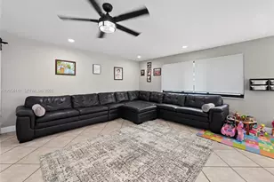 225 NW 21st St, Homestead, FL 33030 - Photo 17
