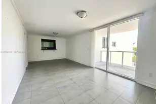 2457 Collins Ave, Miami Beach, FL 33140 - Photo 5