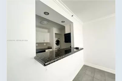 2457 Collins Ave #402, Miami Beach, FL 33140 - Photo 11