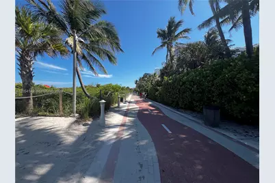 2457 Collins Ave #402, Miami Beach, FL 33140 - Photo 21