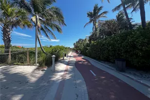 2457 Collins Ave, Miami Beach, FL 33140 - Photo 21