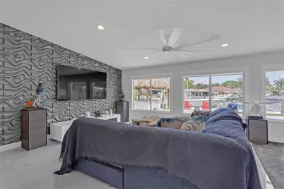 2920 NE 55th Pl, Fort Lauderdale, FL 33308 - Photo 13