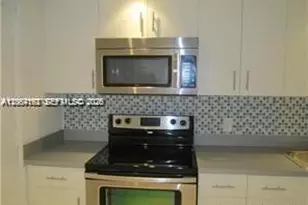 16701 NE 14th Ave, Miami, FL 33162 - Photo 3