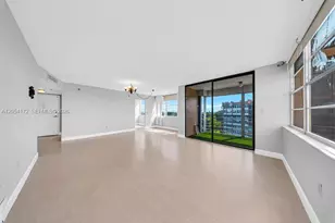 1200 St Charles Pl, Pembroke Pines, FL 33026 - Photo 7