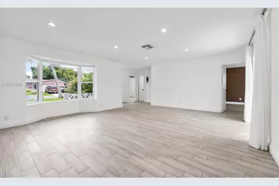 3192 NW 40th Ct, Lauderdale Lakes, FL 33309 - Photo 15