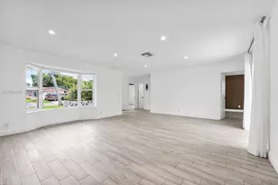 3192 NW 40th Ct, Lauderdale Lakes, FL 33309 - Photo 15