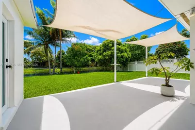 3192 NW 40th Ct, Lauderdale Lakes, FL 33309 - Photo 29