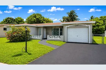 3192 NW 40th Ct, Lauderdale Lakes, FL 33309 - Photo 3