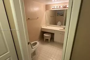 4765 NW 97th Ct, Doral, FL 33178 - Photo 19