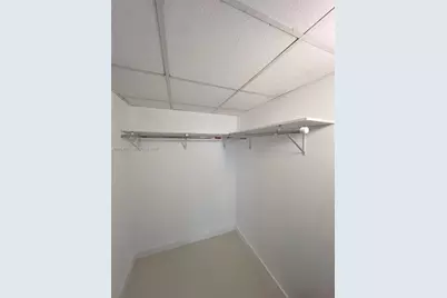 495 Brickell Av #4208, Miami, FL 33131 - Photo 17