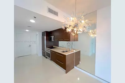 495 Brickell Av #4208, Miami, FL 33131 - Photo 9