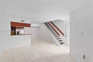 8585 NW 6th Ln, Miami, FL 33126 - Photo 5