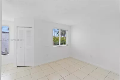 8585 NW 6th Ln #9-208, Miami, FL 33126 - Photo 13
