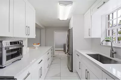 741 NE 81st St, Miami, FL 33138 - Photo 17