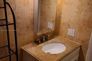 1605 Bay Rd, Miami Beach, FL 33139 - Photo 37