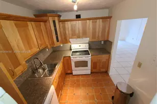 1605 Bay Rd, Miami Beach, FL 33139 - Photo 23