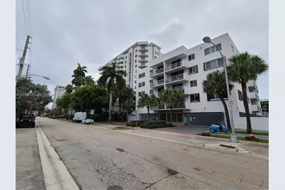 1605 Bay Rd #206, Miami Beach, FL 33139 - Photo 5