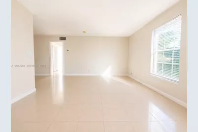 4951 Wedgewood Way #4, West Palm Beach, FL 33417 - Photo 3