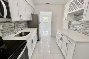 917 NW 103rd St, Miami, FL 33150 - Photo 5