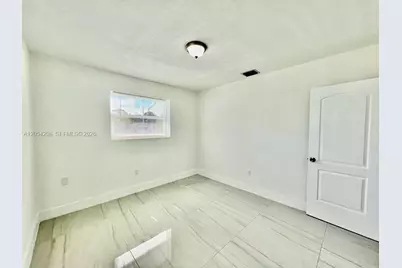 917 NW 103rd St #917, Miami, FL 33150 - Photo 17