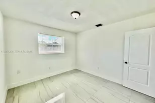 917 NW 103rd St, Miami, FL 33150 - Photo 17