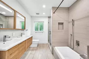 1080 NE 104th St, Miami Shores, FL 33138 - Photo 25