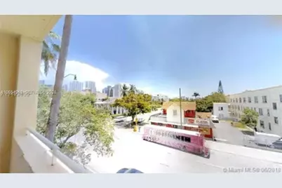 501 SW 1st St #311, Miami, FL 33130 - Photo 5